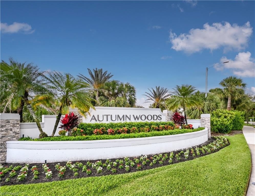 6453 Autumn Woods Blvd – photo 2