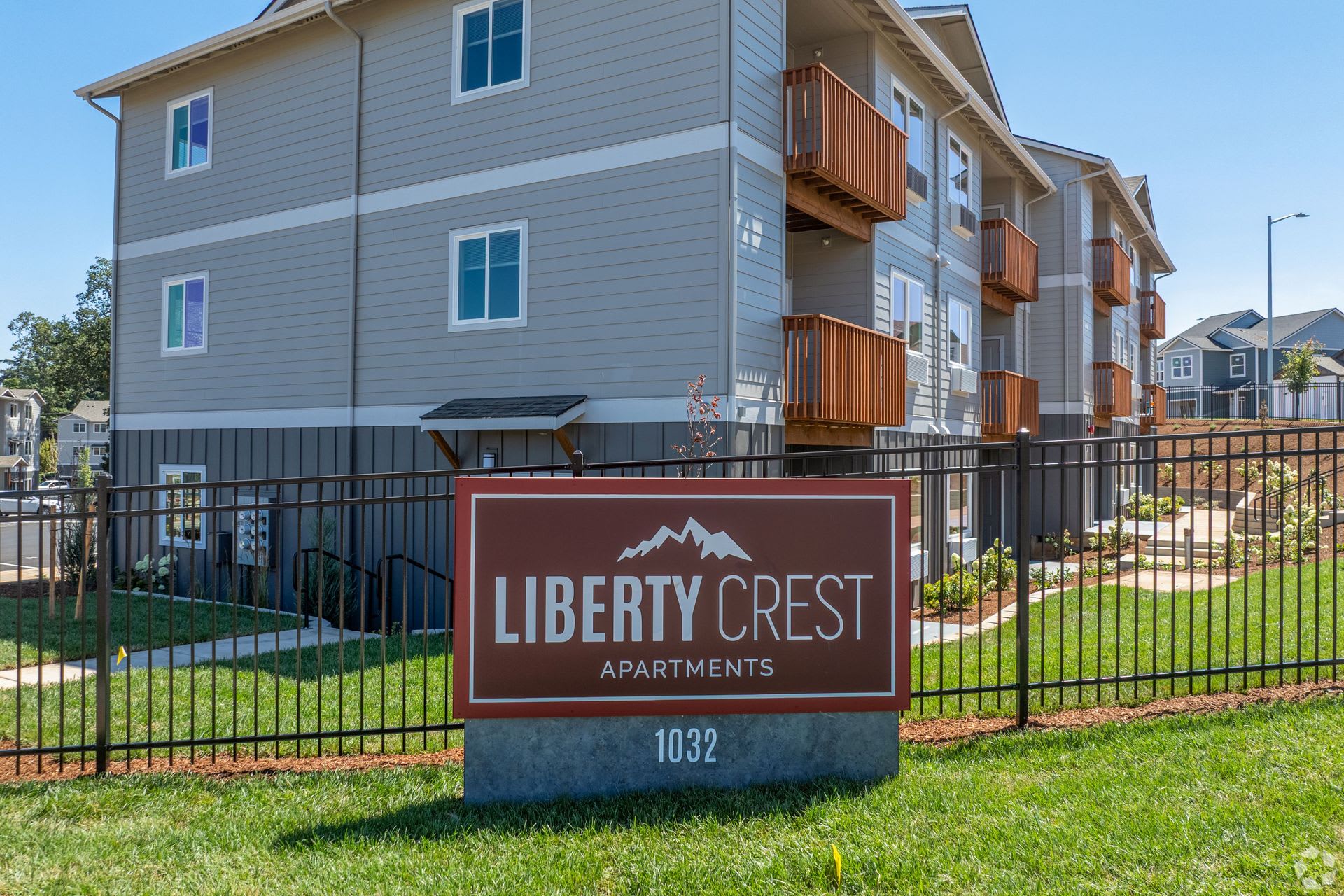 Liberty Crest Apartments – photo 1