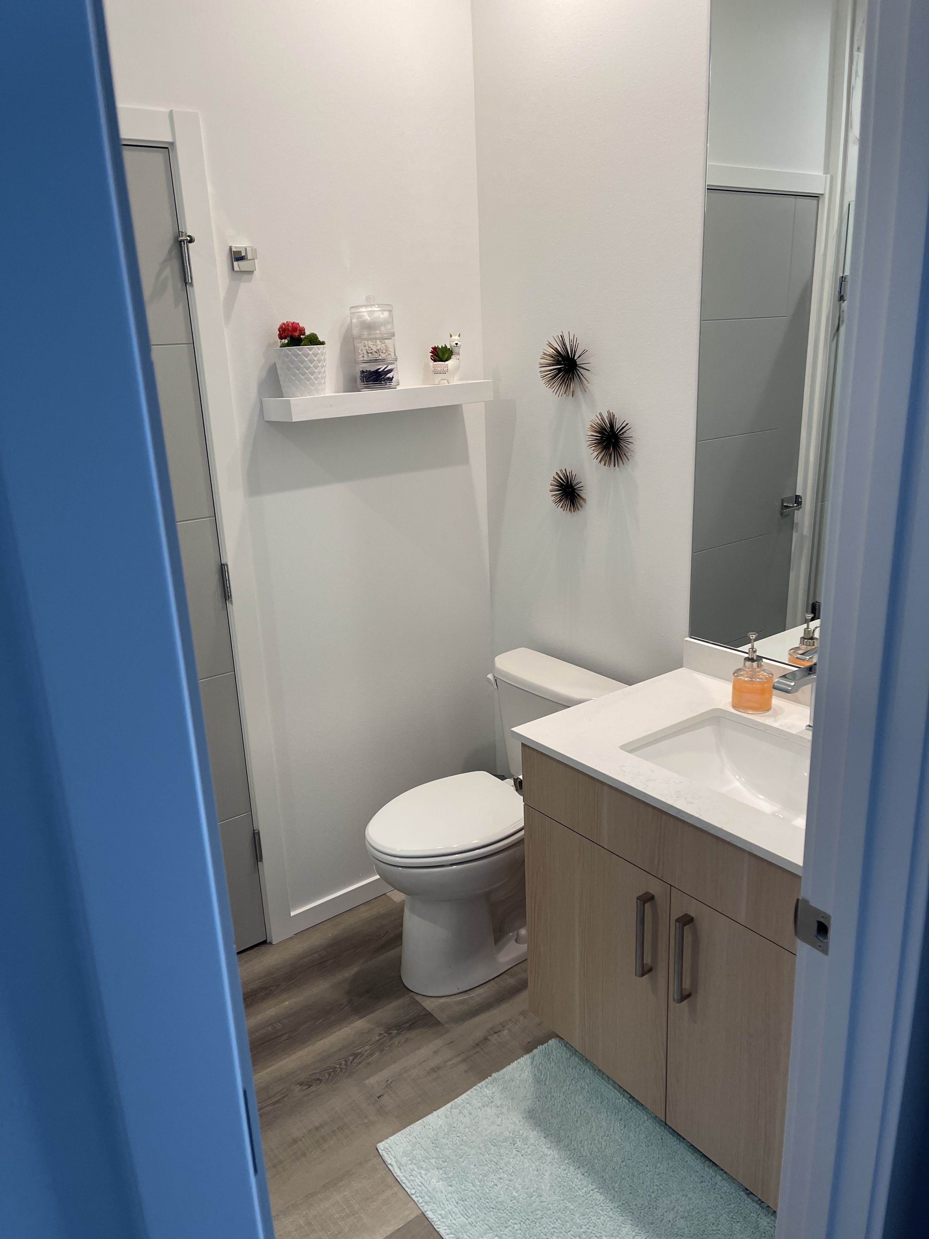 8447 Delridge Way Sw, Unit B – photo 4