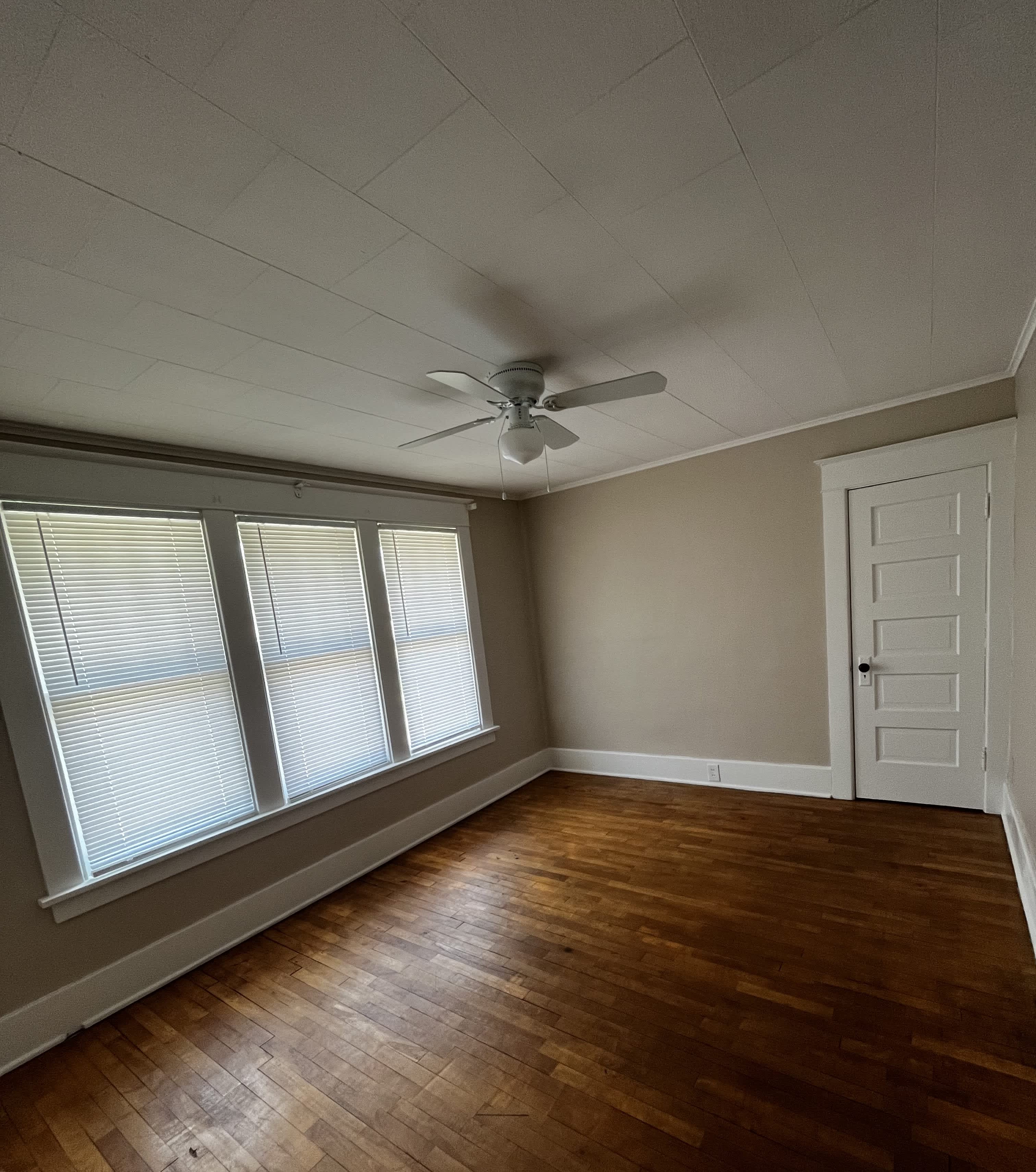 213 West Downie Street – photo 3