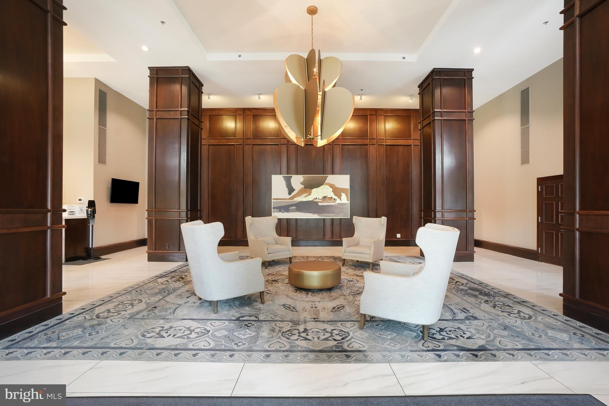 5809 NICHOLSON Lane – photo 3