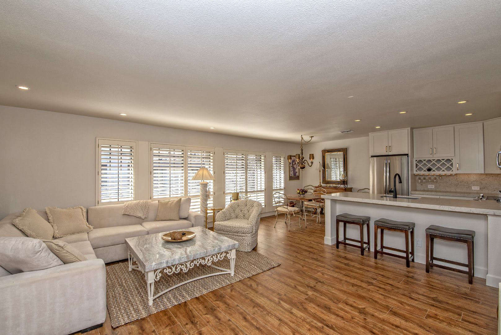 Rates Vary $1,995 – photo 2