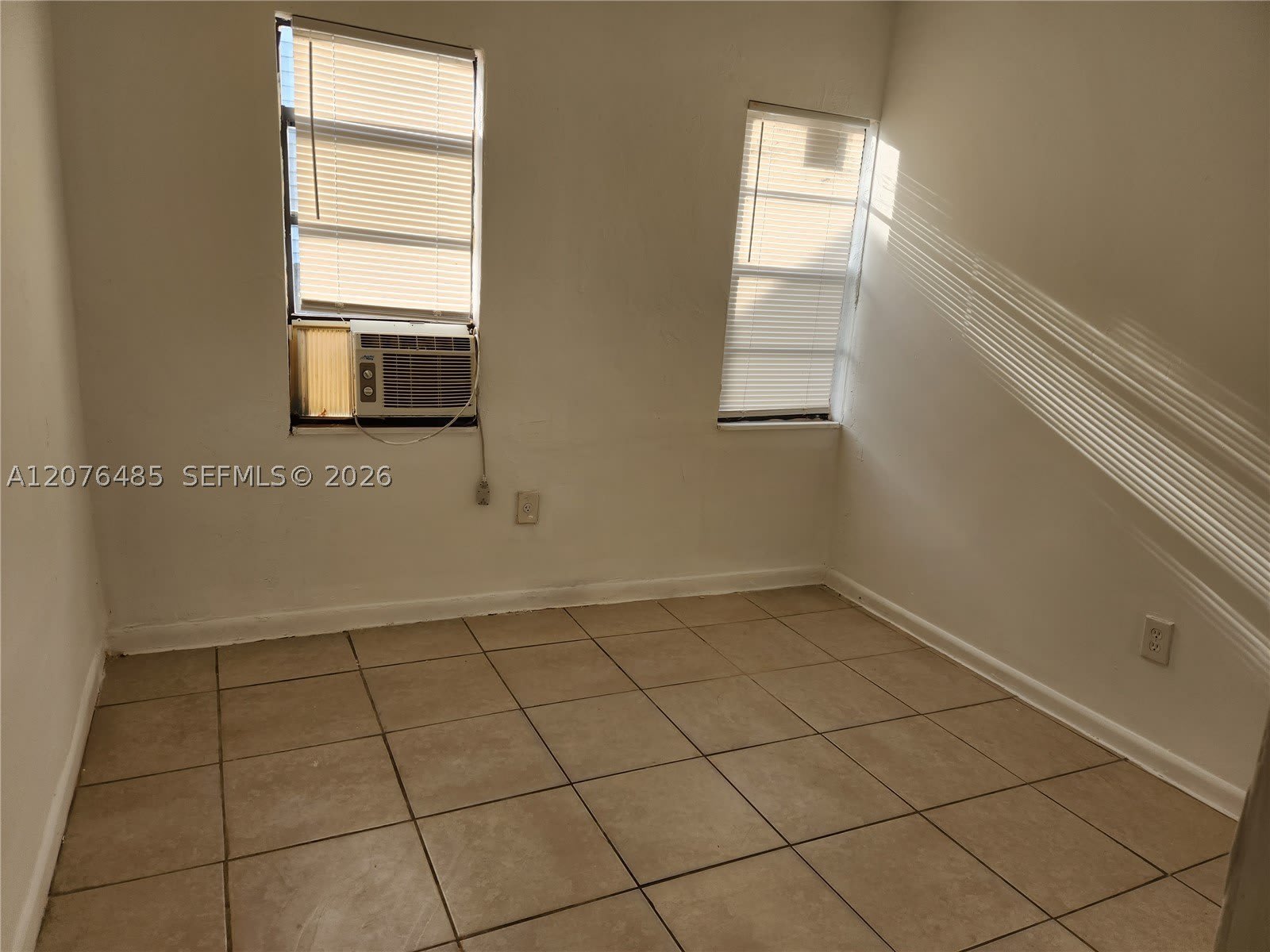 2129 NW 44th St – photo 2