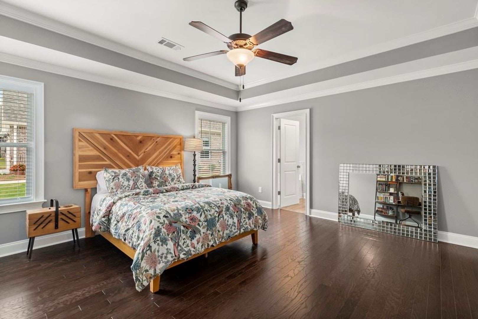 Beautiful Home in The Estates Neighborhood! – photo 5