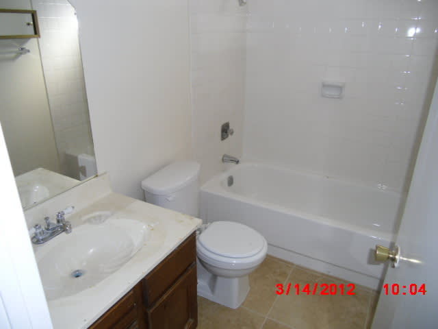 3 Bedroom 2 Bathroom with Swimming Pool Tropicana & Nellis Area – photo 5