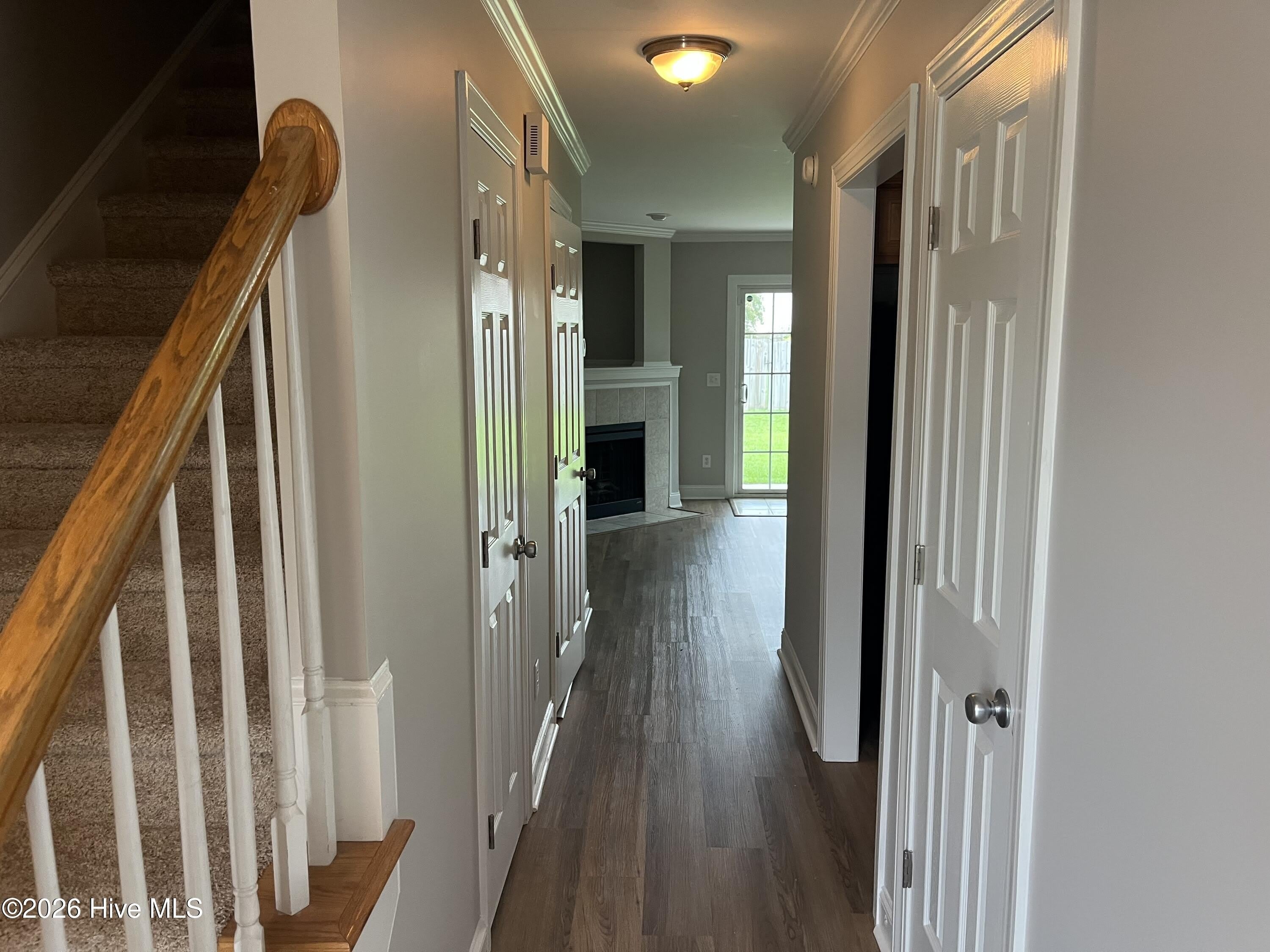 2029 Cambria Drive – photo 5