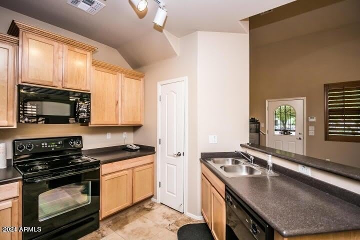 4374 E Sack Drive – photo 4