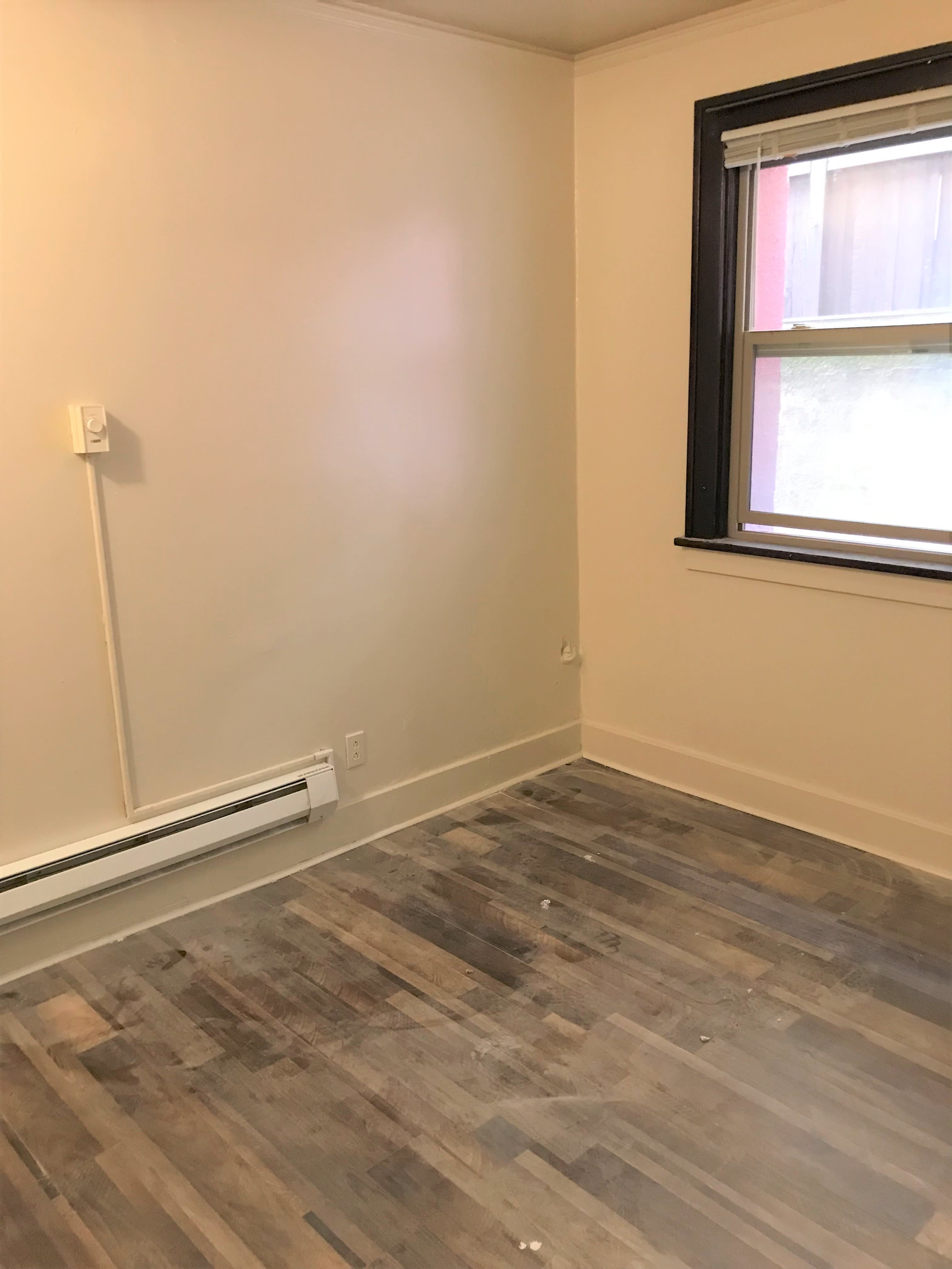 1810 15th Ave – photo 2