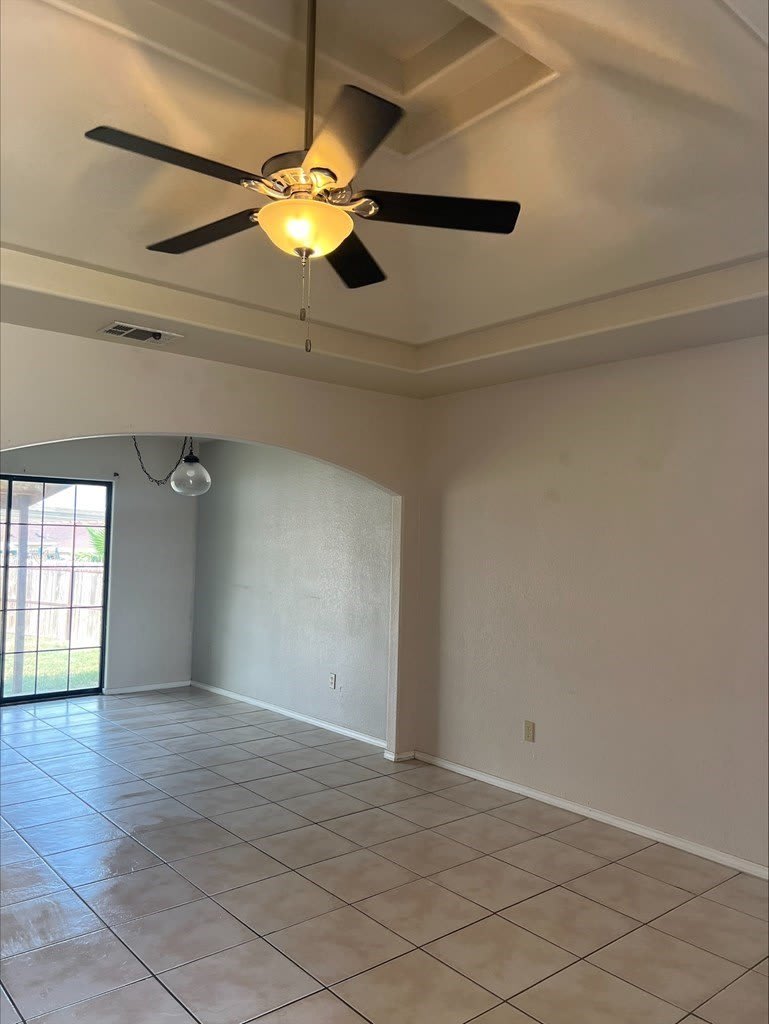 3437 Cole St – photo 5
