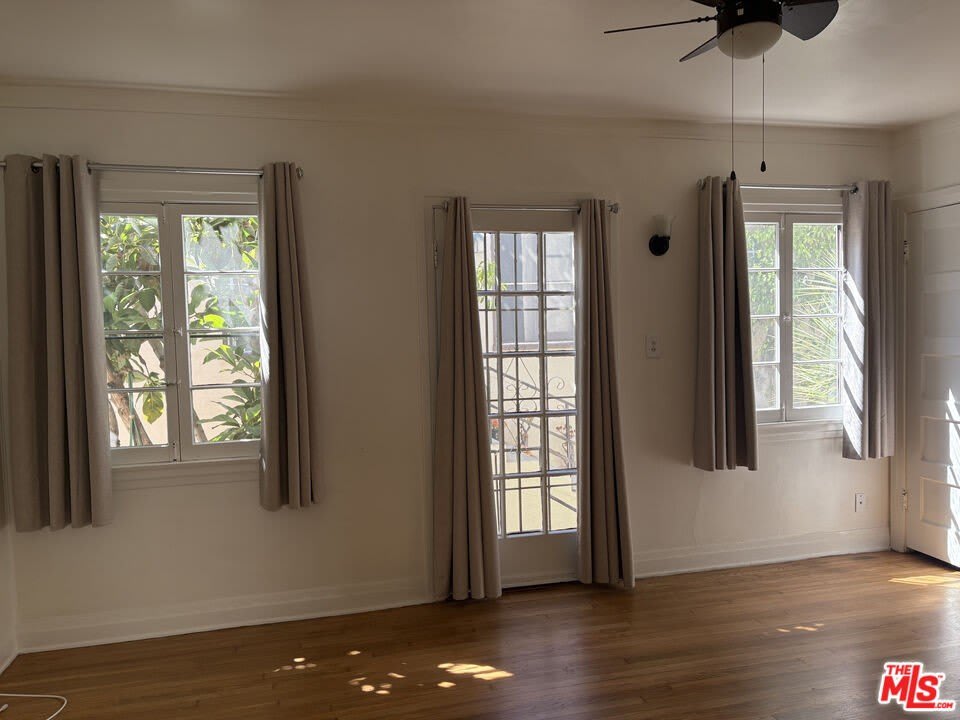 1120 20th St – photo 1