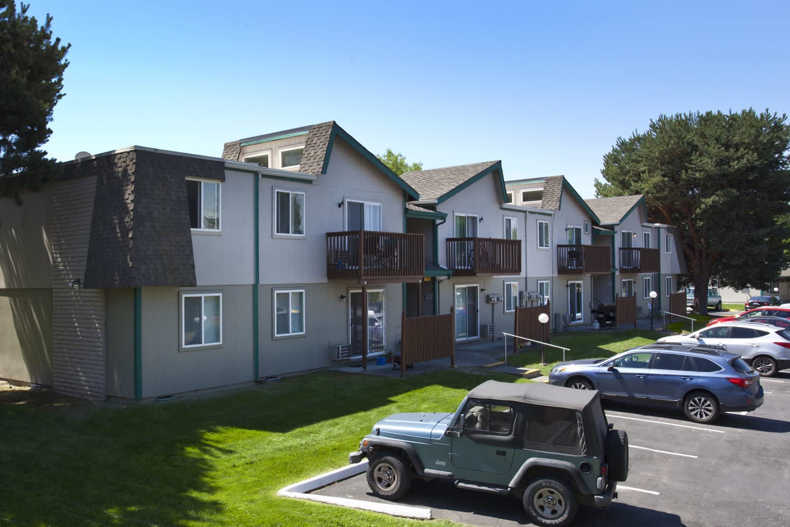 Tower Apartments – photo 3