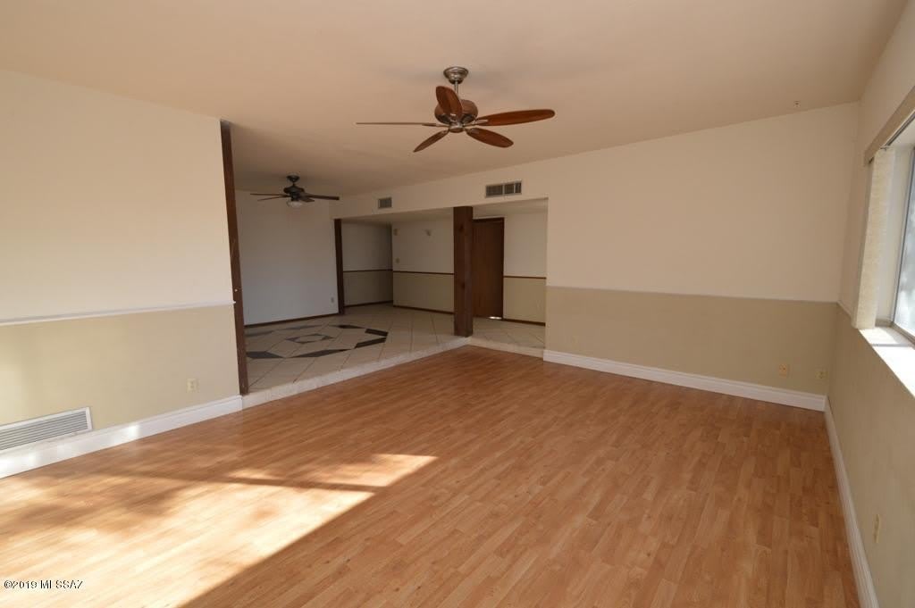 5050 N Hillcrest Drive – photo 3