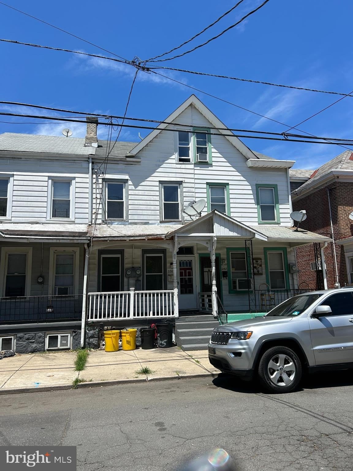 250 Morris Avenue – photo 1