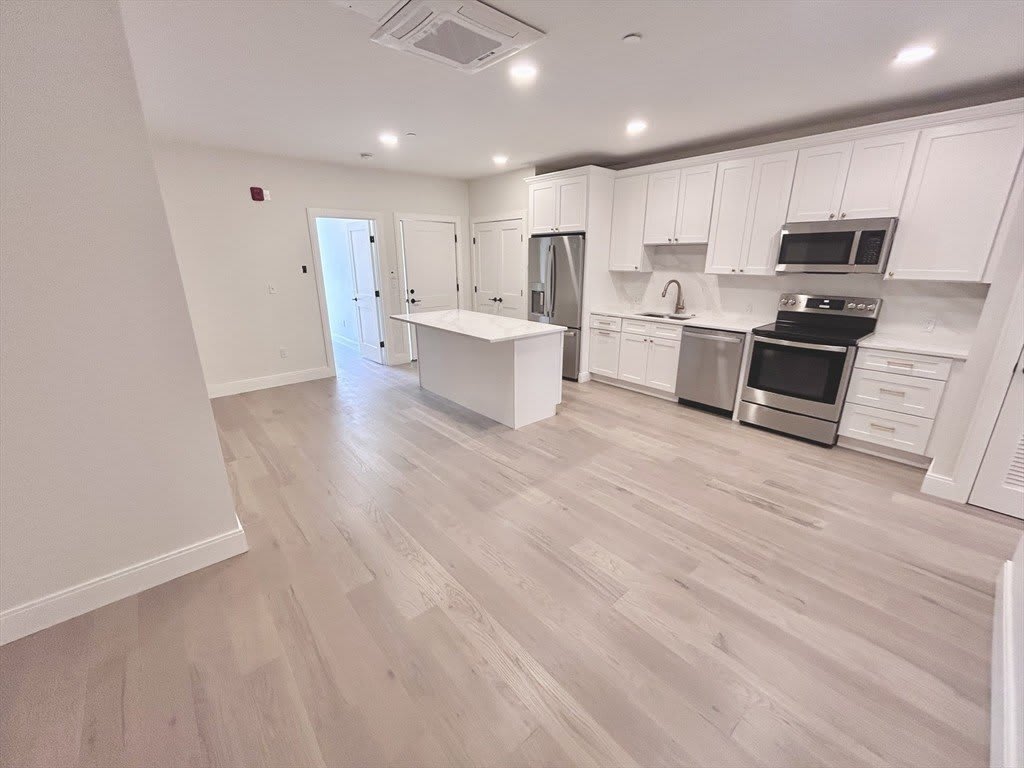 120 Emerson St – photo 4