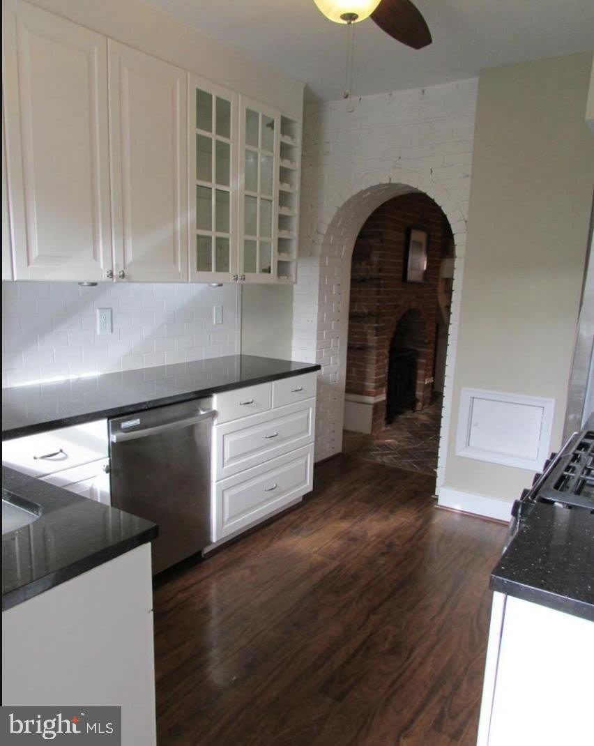 111 E GITTINGS Street – photo 5