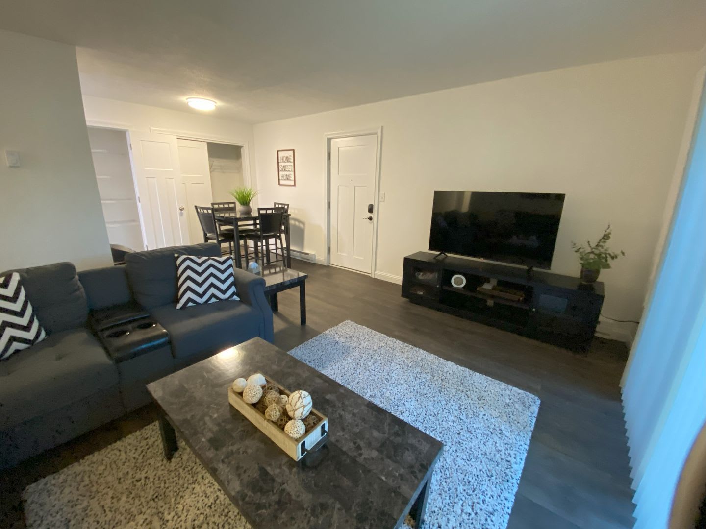 24 Flats – photo 4