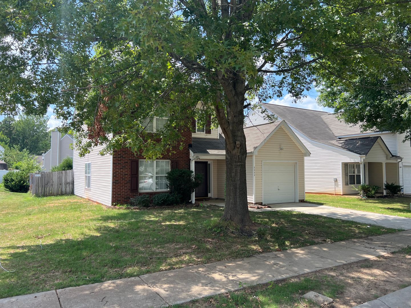 1111 Delander Ln – photo 2