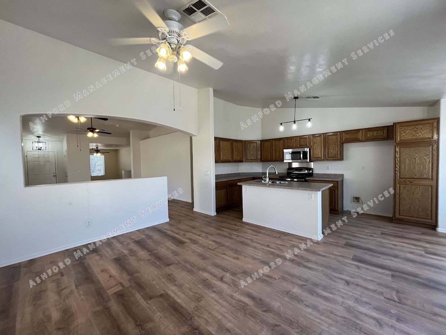 Beautiful 3 Bedroom 2 Bathroom Home In Goodyear – photo 5