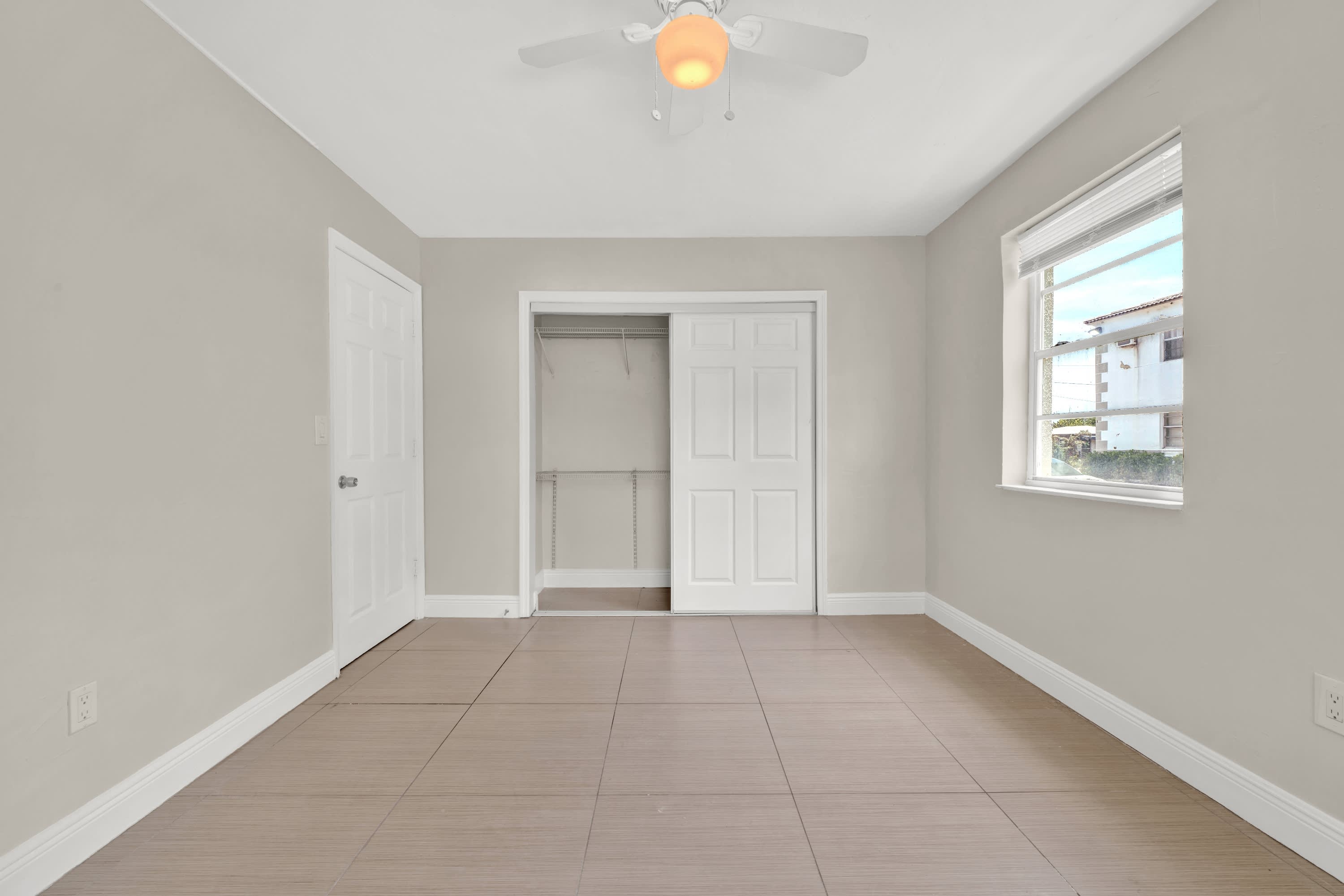 1306 Douglas Rd.Apt 01 – photo 3