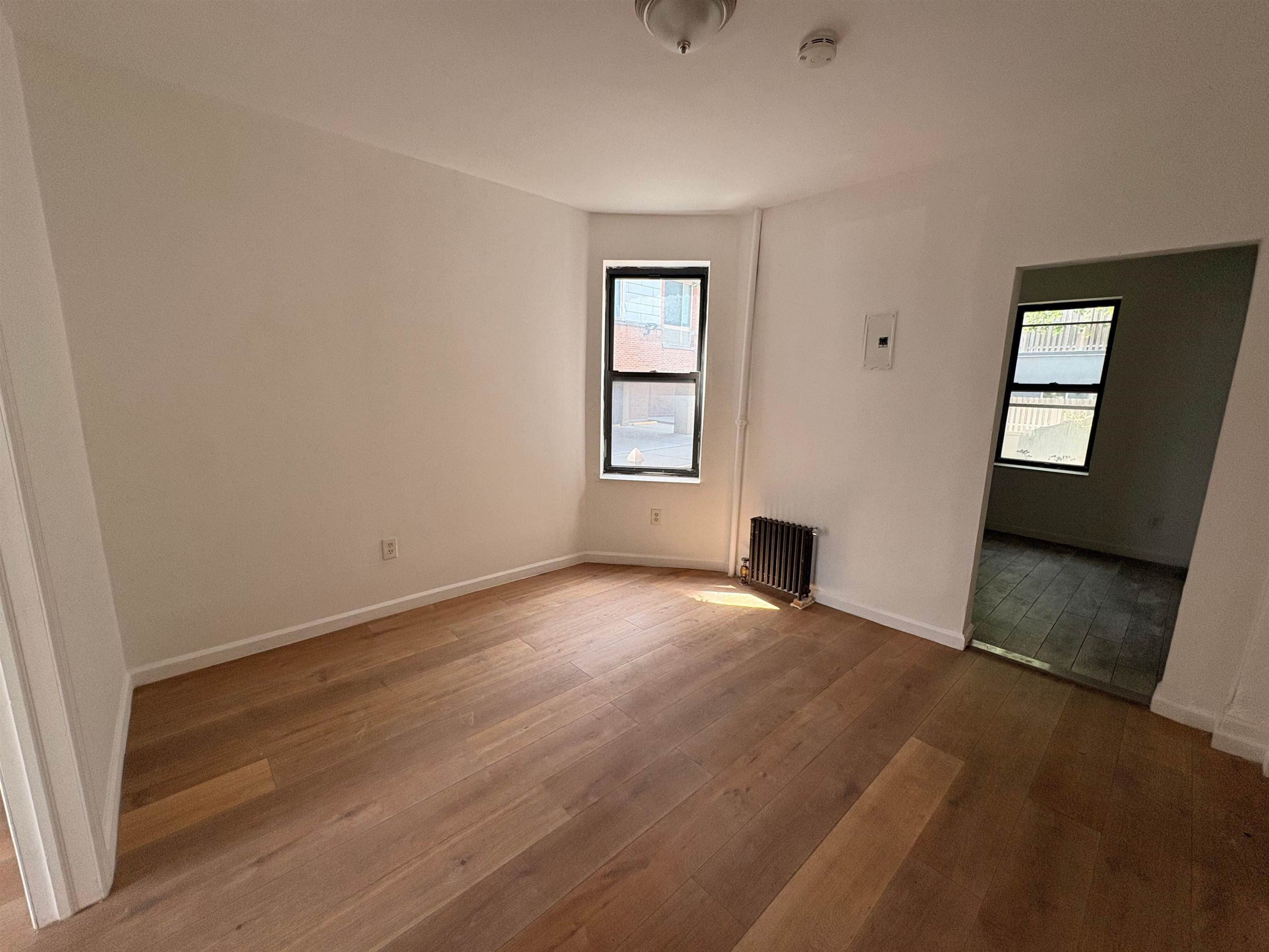 25 ROCK ST – photo 2