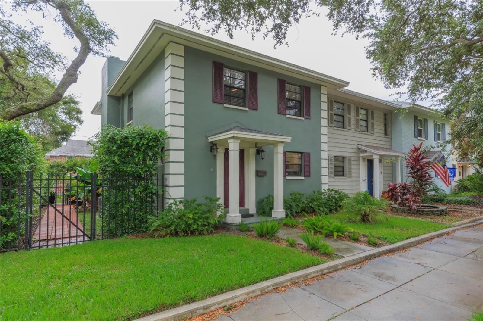 702 W BAY Street – photo 1