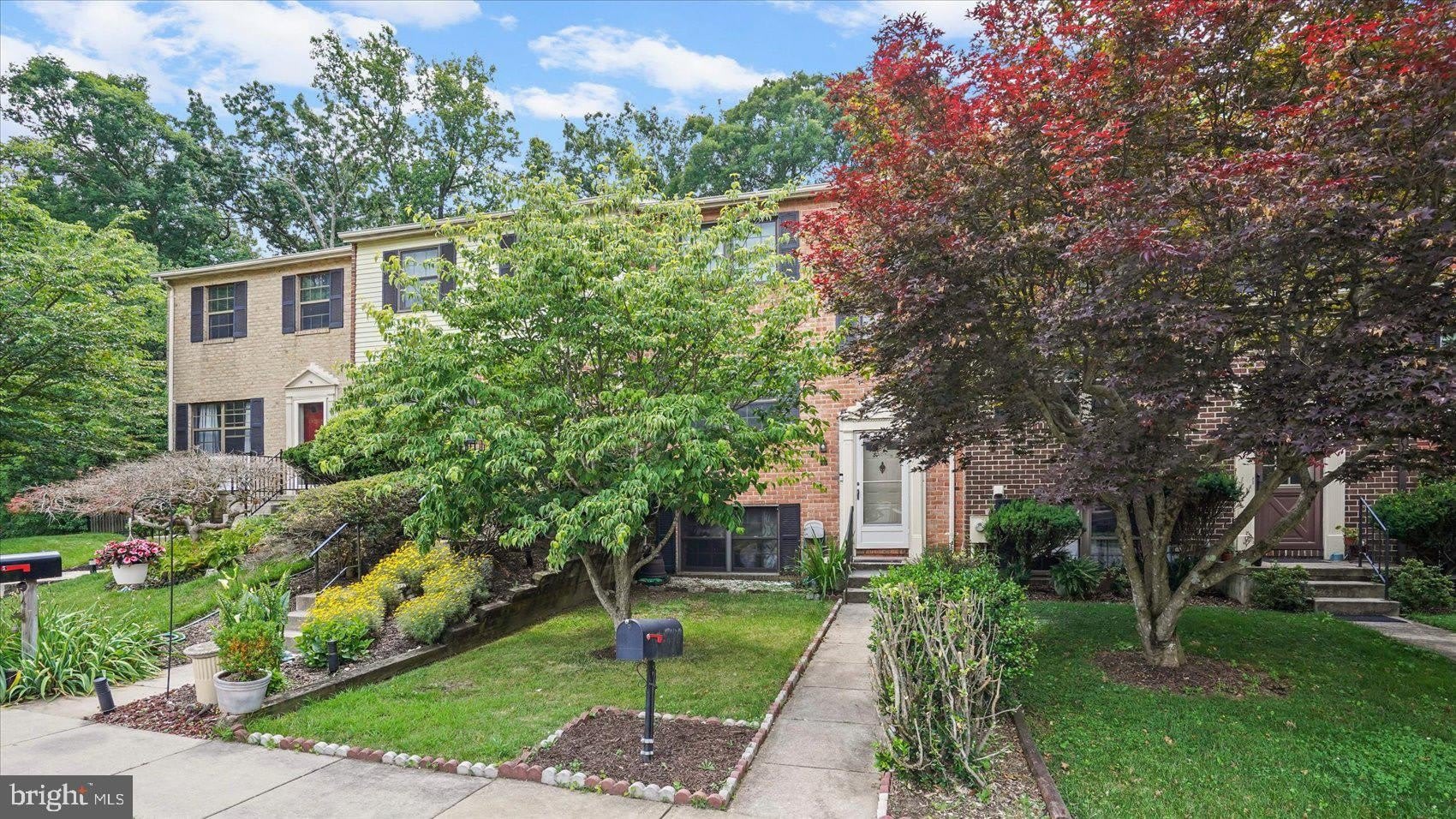 6 DRAWBRIDGE Court – photo 2