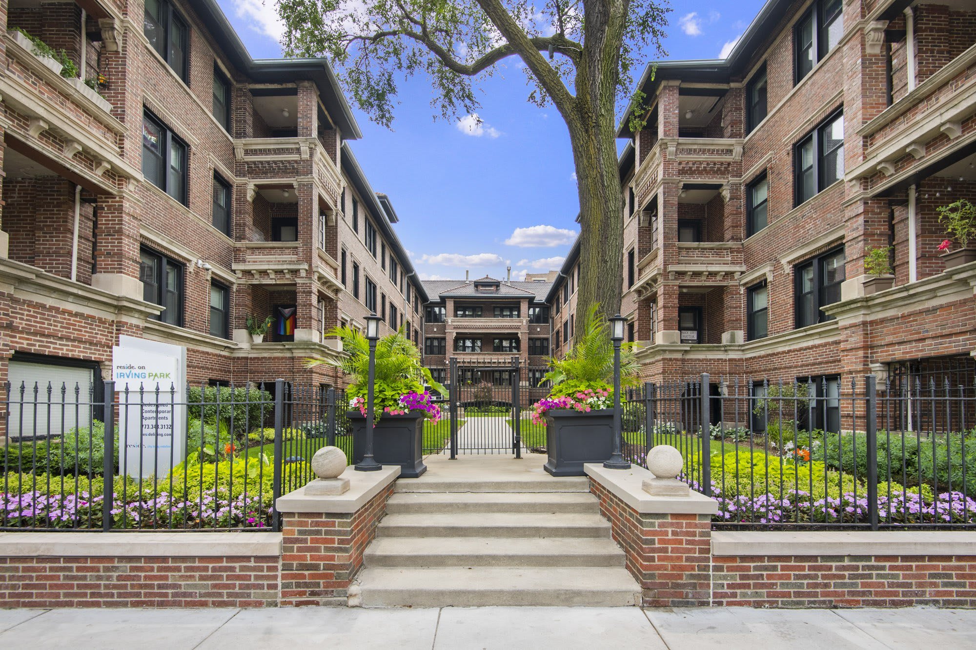 Reside On Irving Park – photo 1