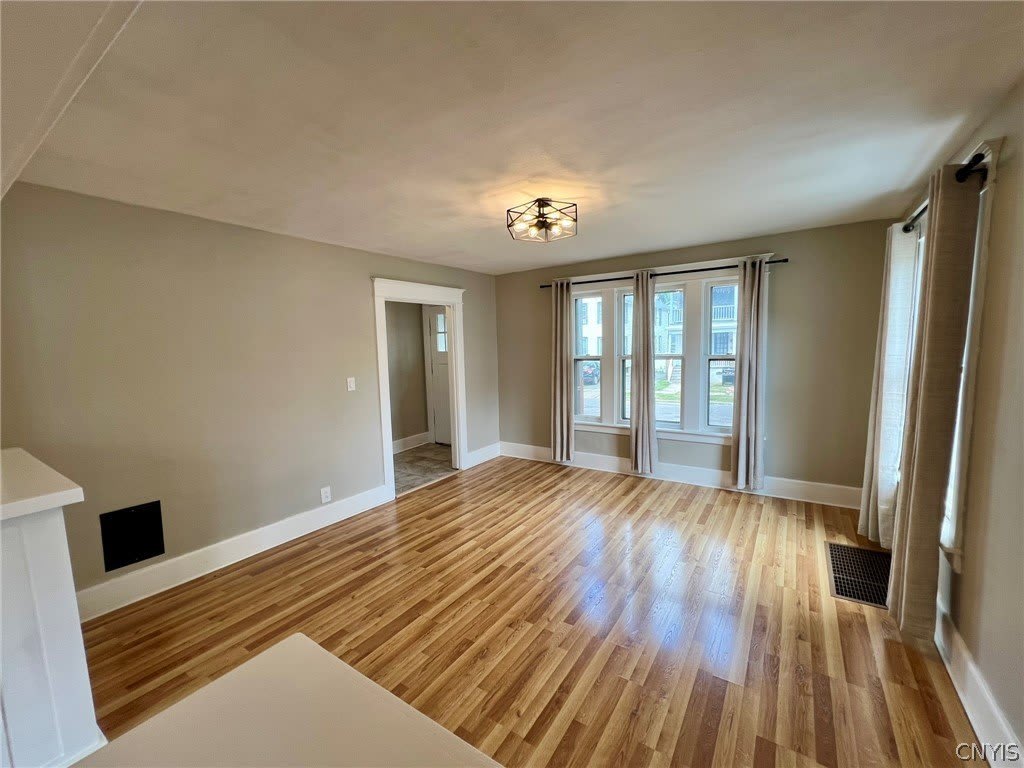 101 Lowell Avenue – photo 5