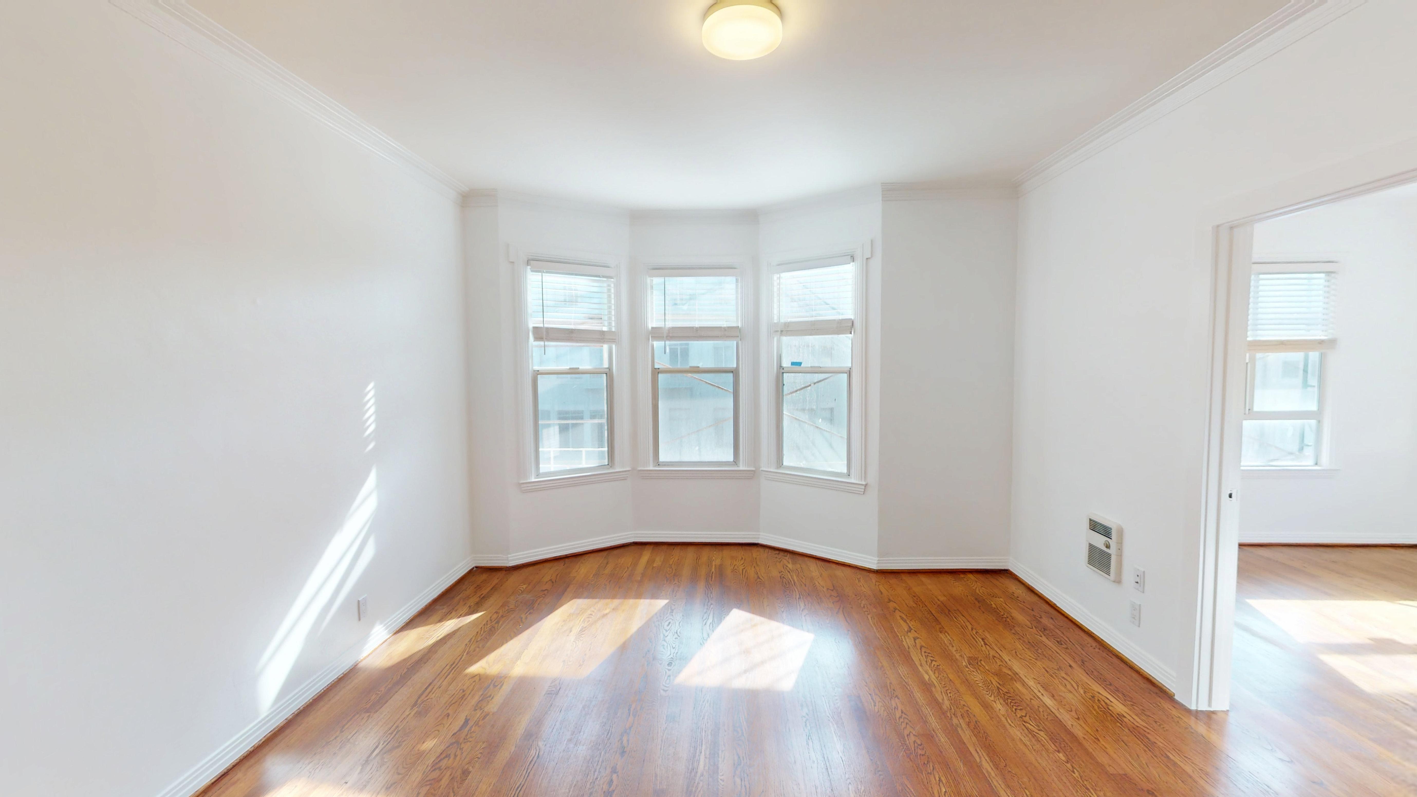 1690 North Point – photo 1
