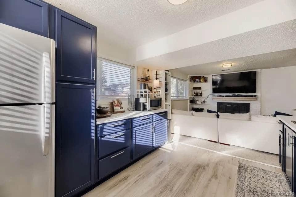 7056 W Rowland Ave Unit B – photo 4
