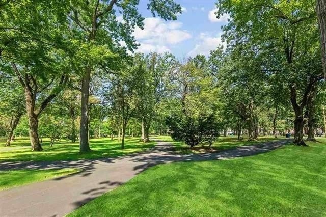 965 Avenue C – photo 1