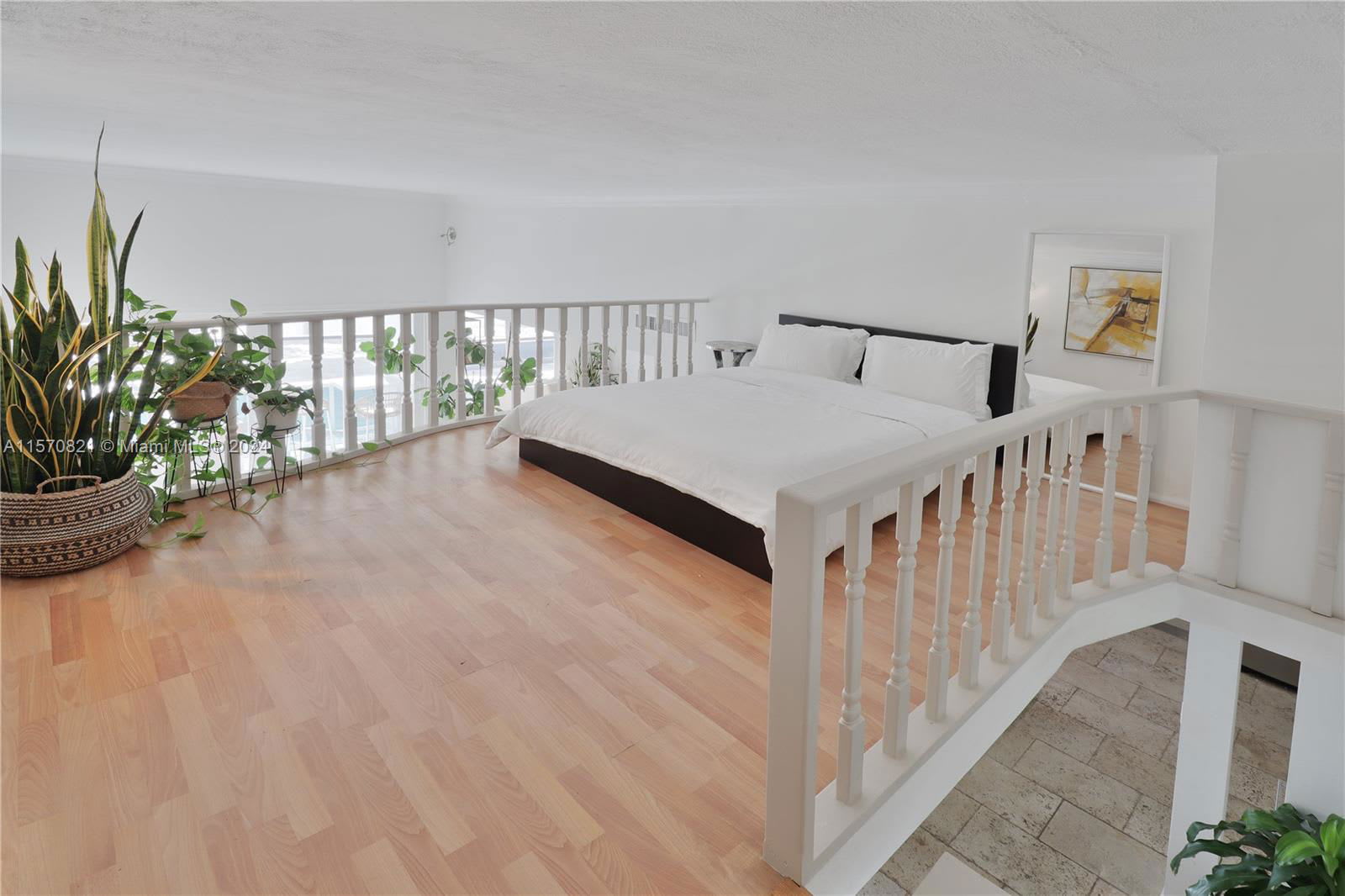 6770 Indian Creek Drive – photo 2