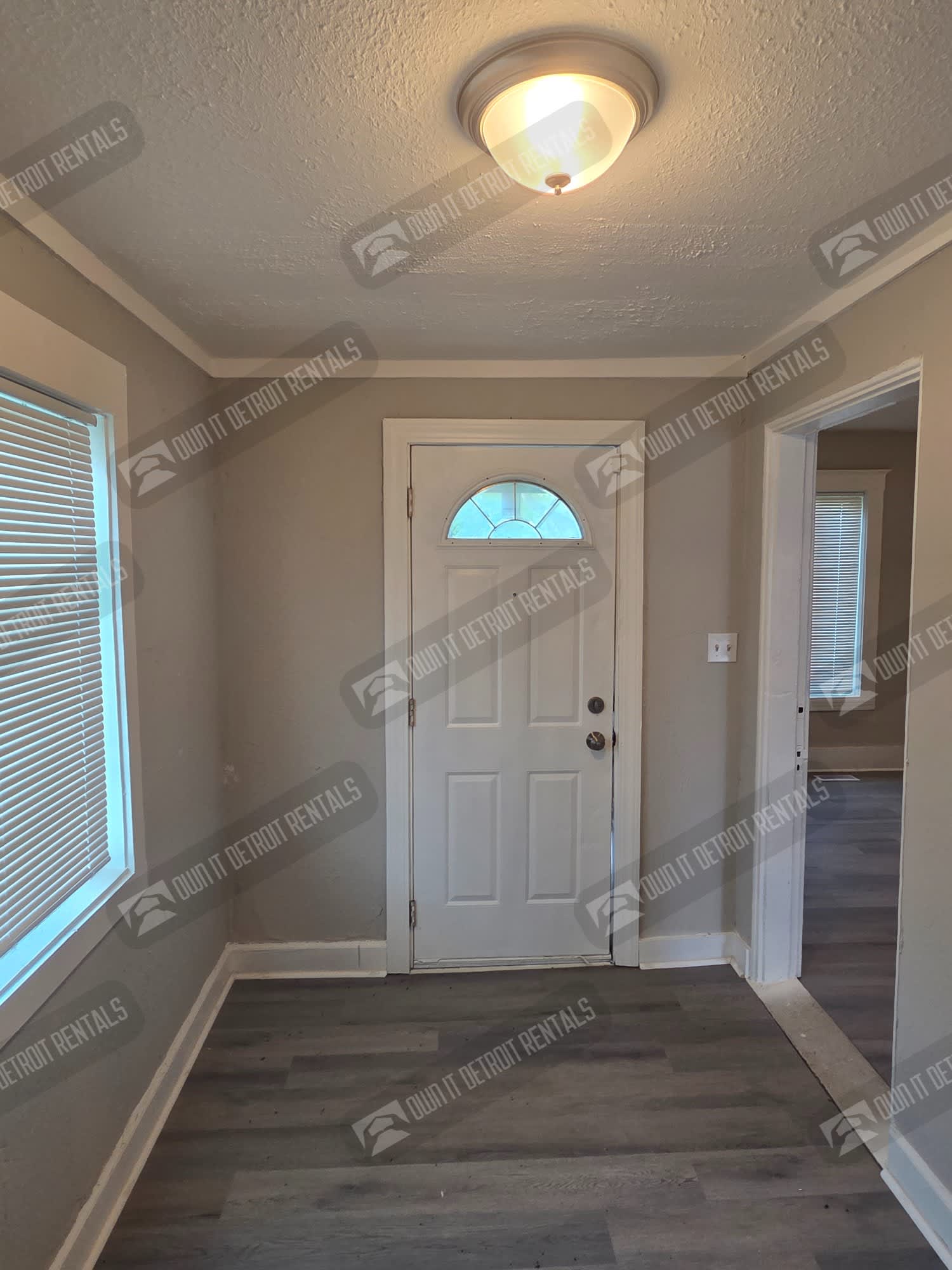 7210 Rivard Ave – photo 3