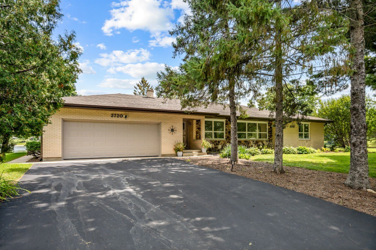 2720 N Bayview Lane – photo 2