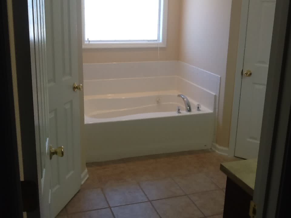 14 Lincolnshire Ln – photo 4