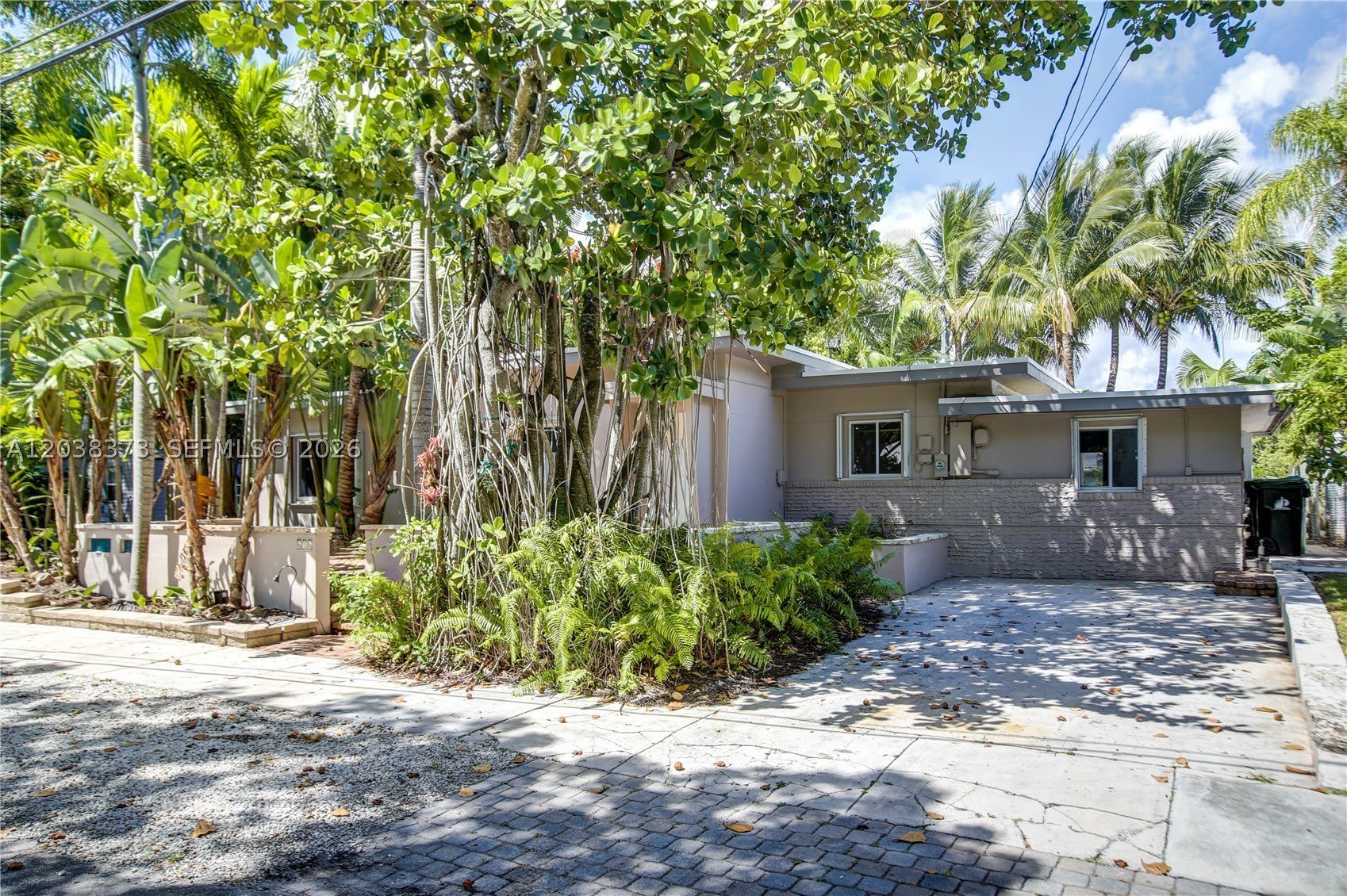 616 Sw 11Th Ct – photo 3