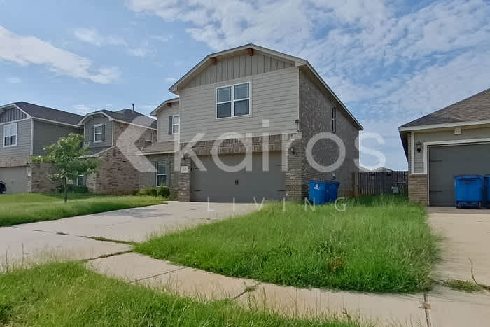 905 NW 4th St – photo 3