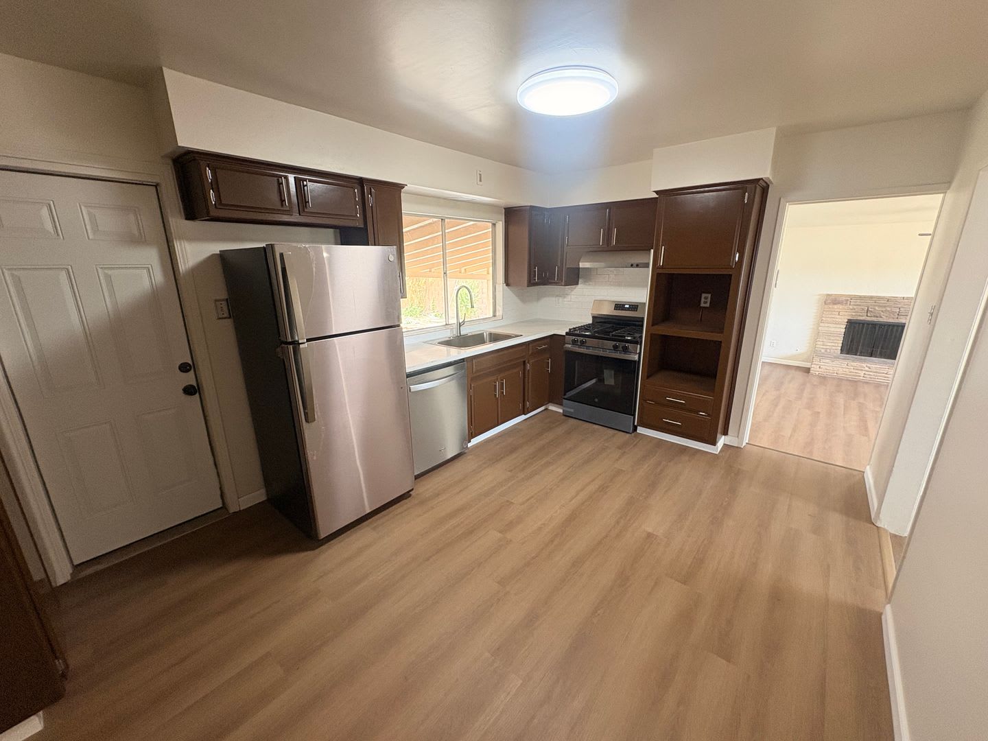 Beautiful Newly Remolded Home For Rent In Tulare Ca – photo 4