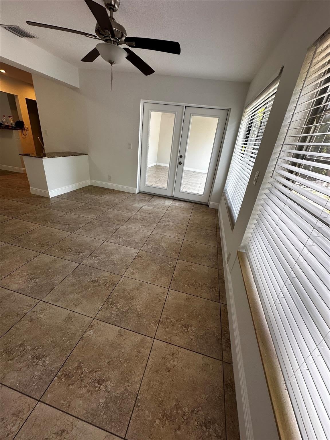 230 NE 21st Street – photo 4