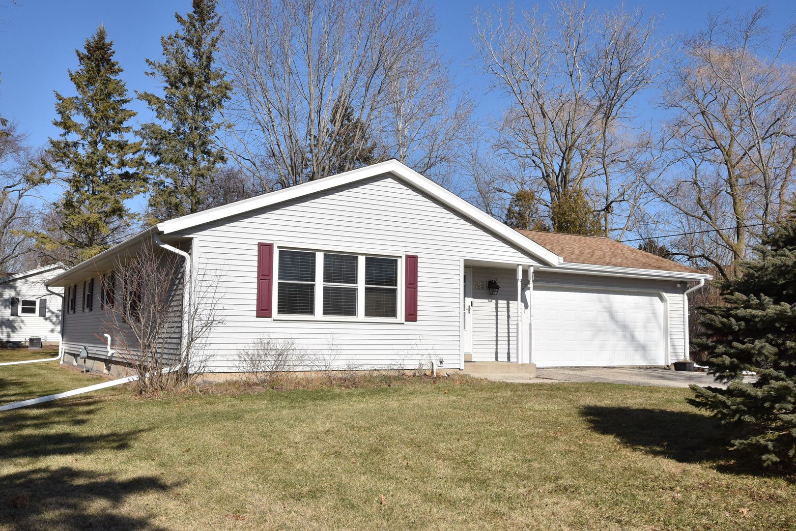 Furnished Mequon 4 bedroom ranch – photo 2
