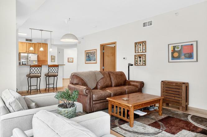 825 Berry Street – photo 1