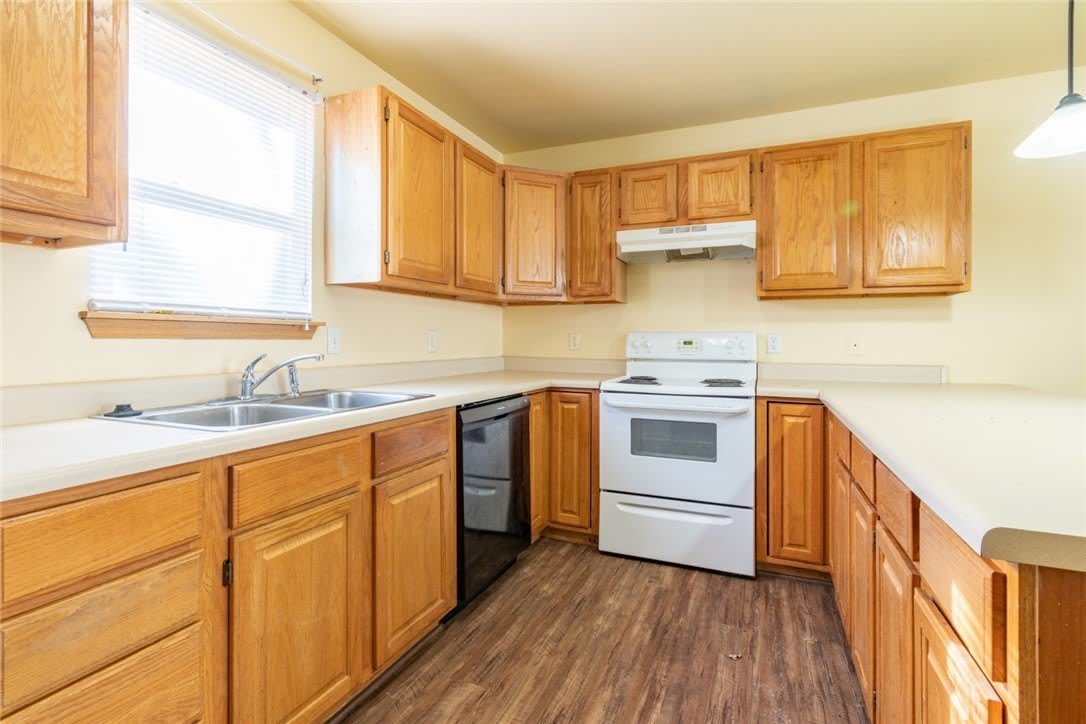 210 Meadow Court – photo 5