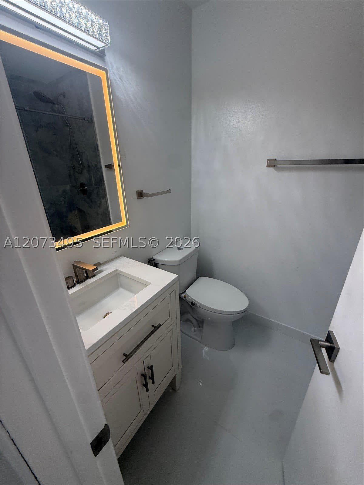 875 NW 99th Ave – photo 3