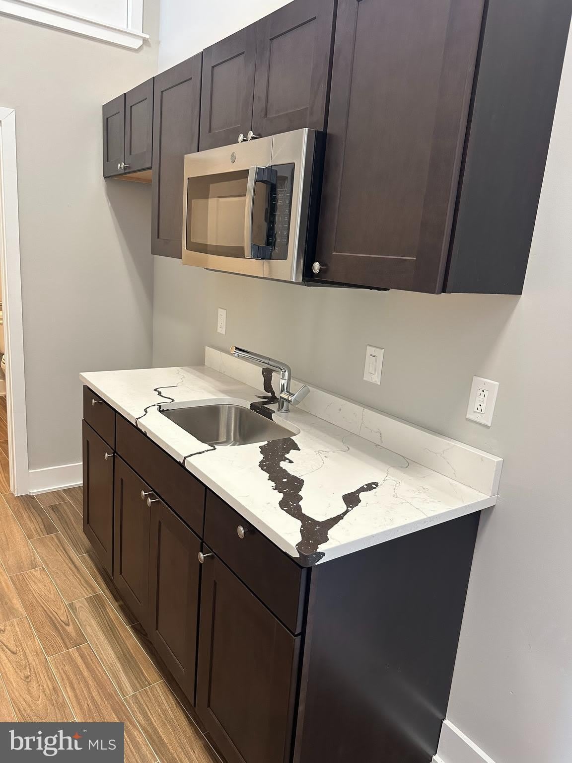 614 FRONT Street N – photo 5