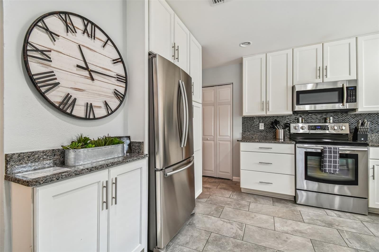 1523 Bayshore Boulevard – photo 4