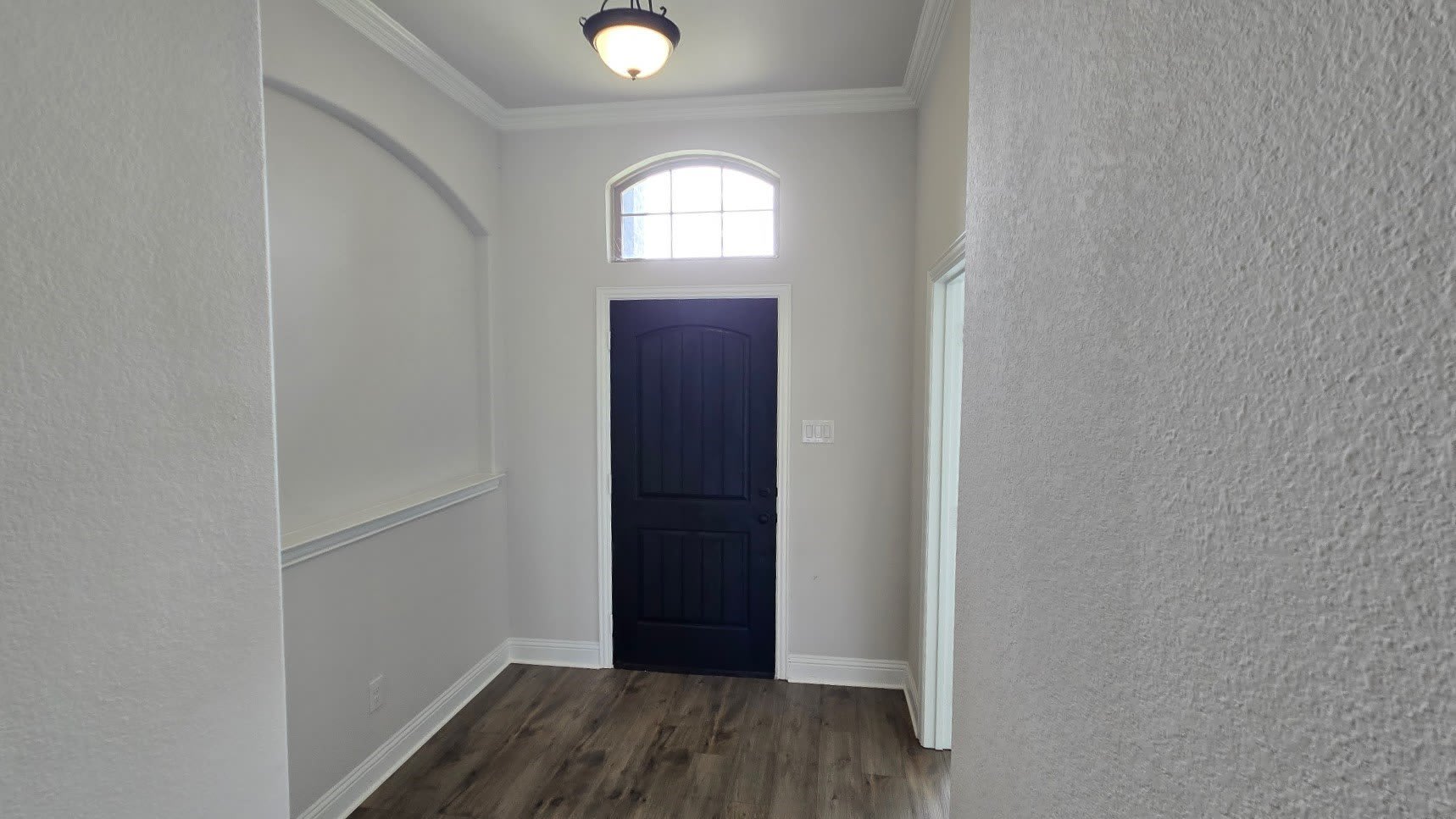 552 Firethorn Drive – photo 2
