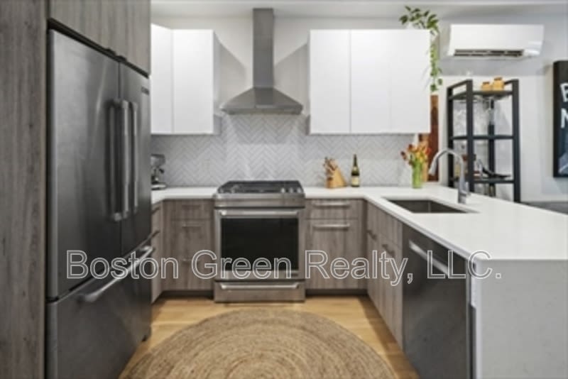55 East Springfield Street – photo 4