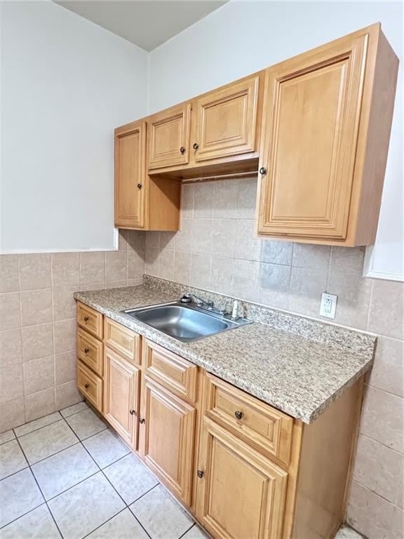1402 Westminster Street – photo 2