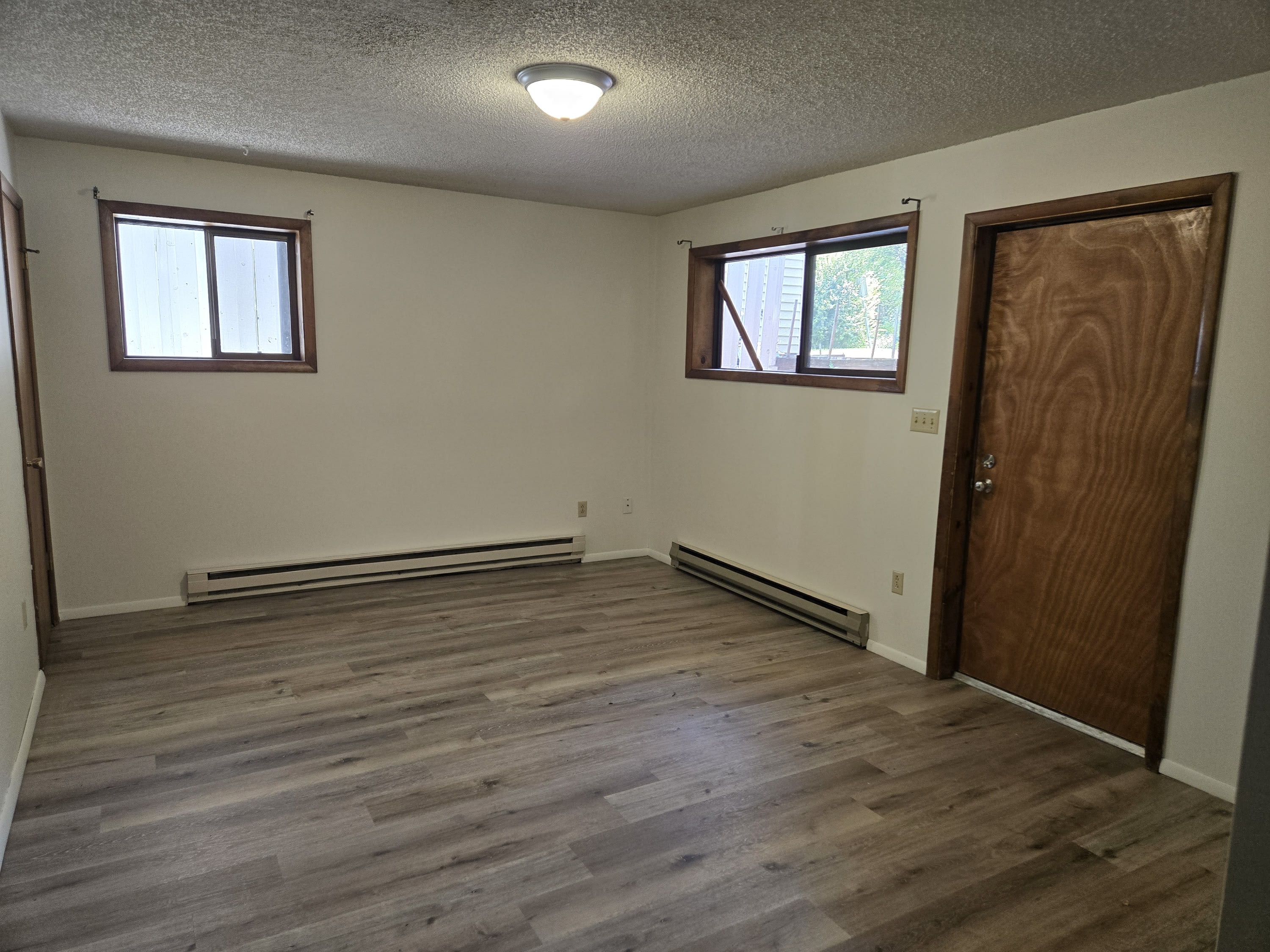 418 West Babcock Street B – photo 4