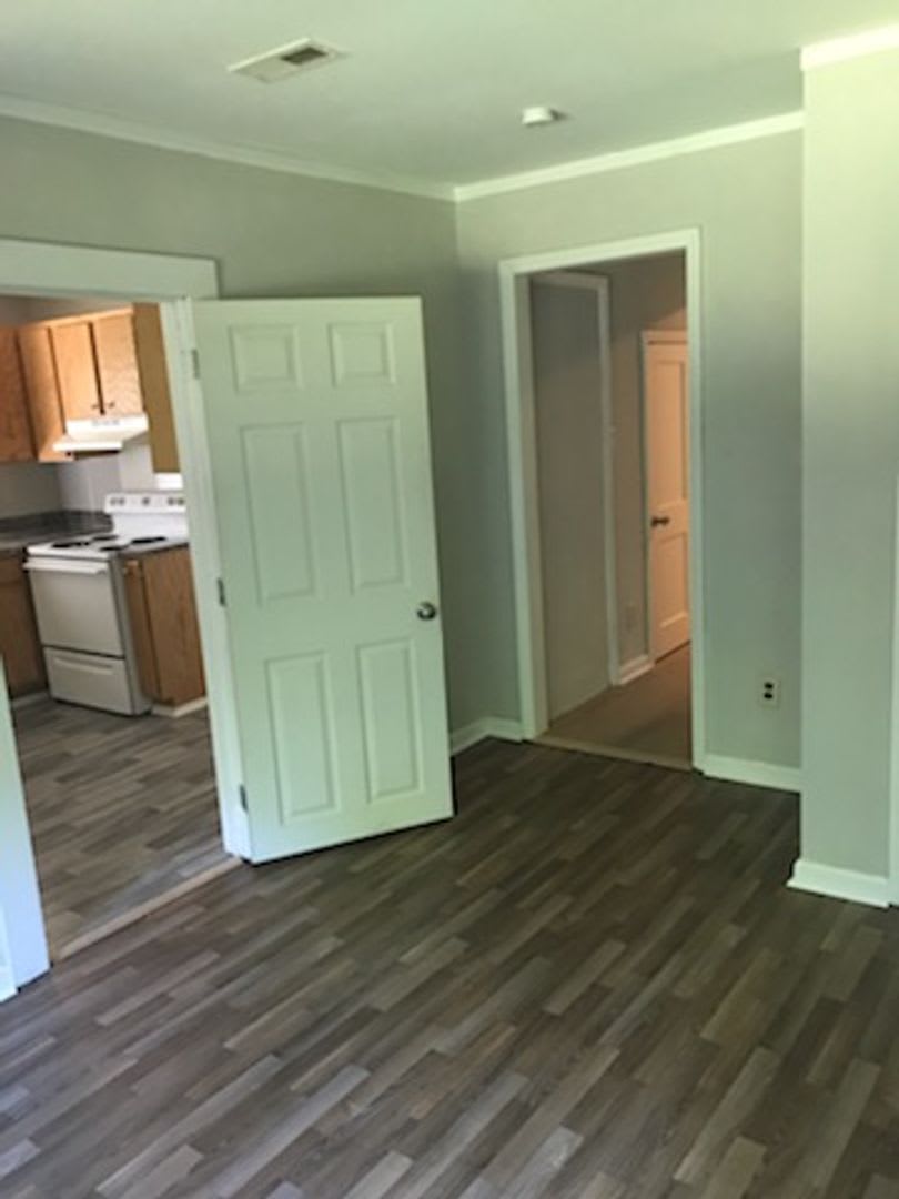 COMING SOON! 3 Bed House – photo 2